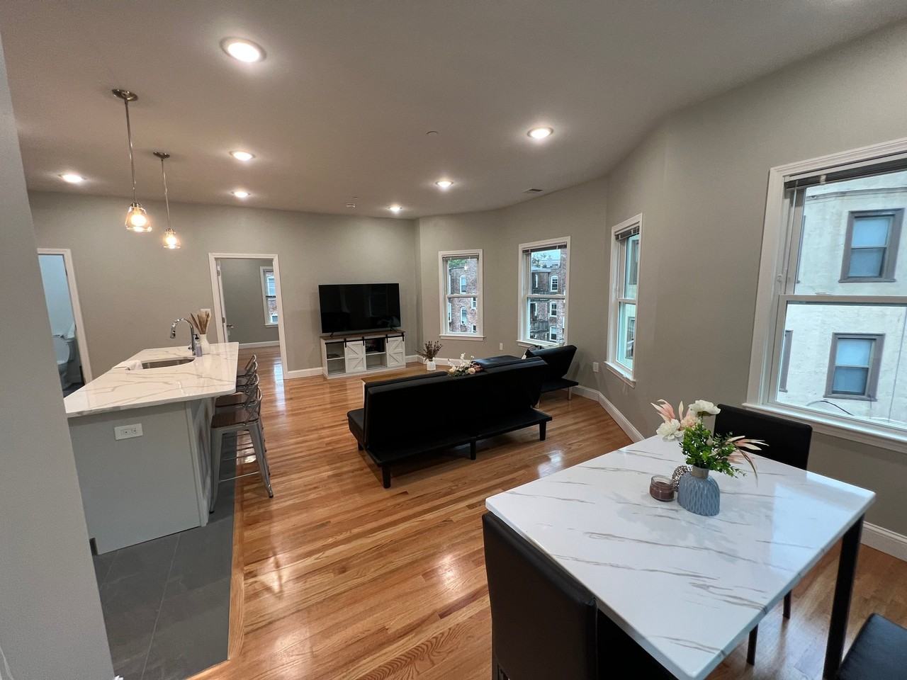 14 Hamilton Rd #16-2 - Photo 3 of 8