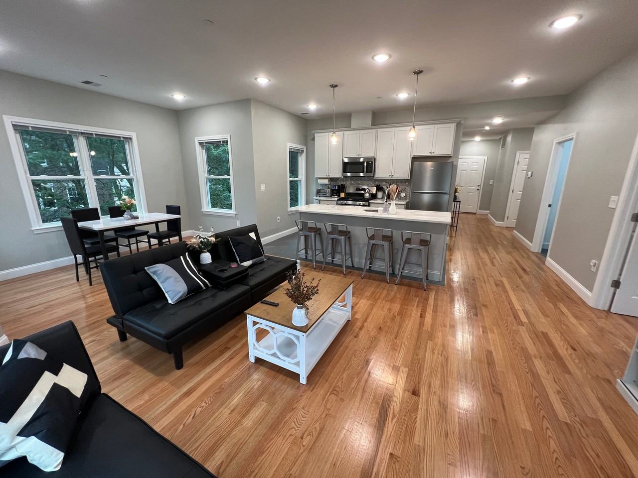 14 Hamilton Rd #16-2 - Photo 4 of 8