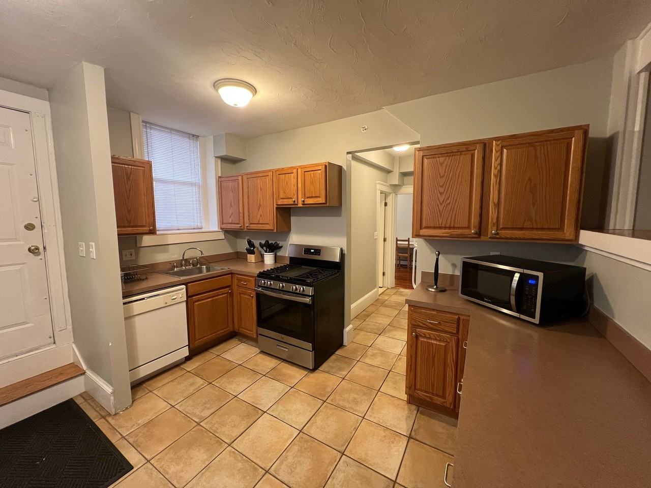 14 Hamilton Rd #14A - Photo 3 of 6