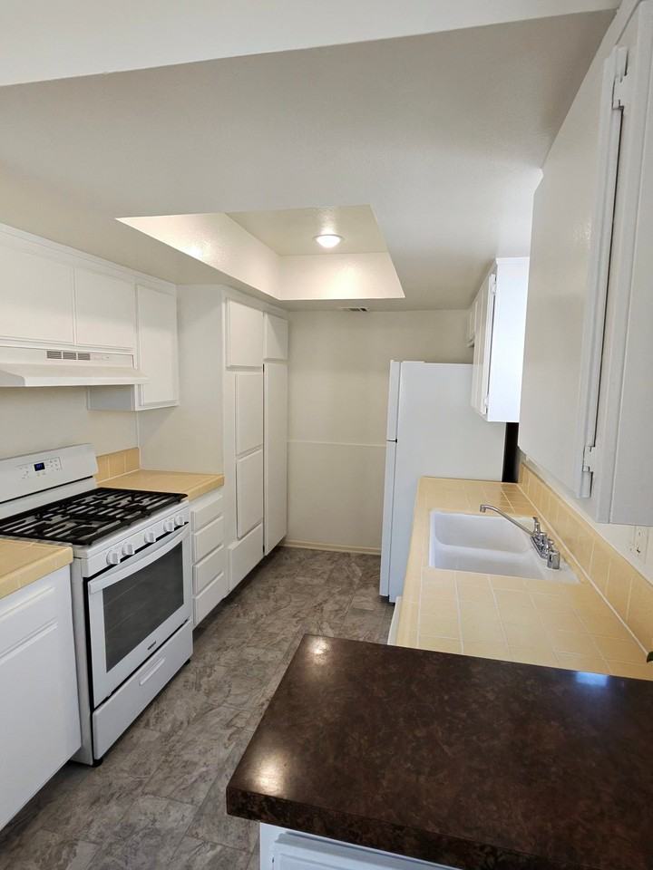 135 N Swall Dr #104 - Photo 3 of 10