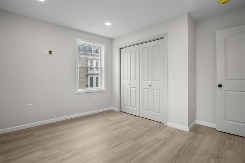 53 Comstock Ave #1 - Photo 5 of 19