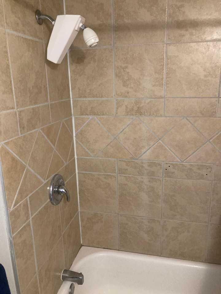 2731 Harrison Blvd #C - Photo 3 of 8