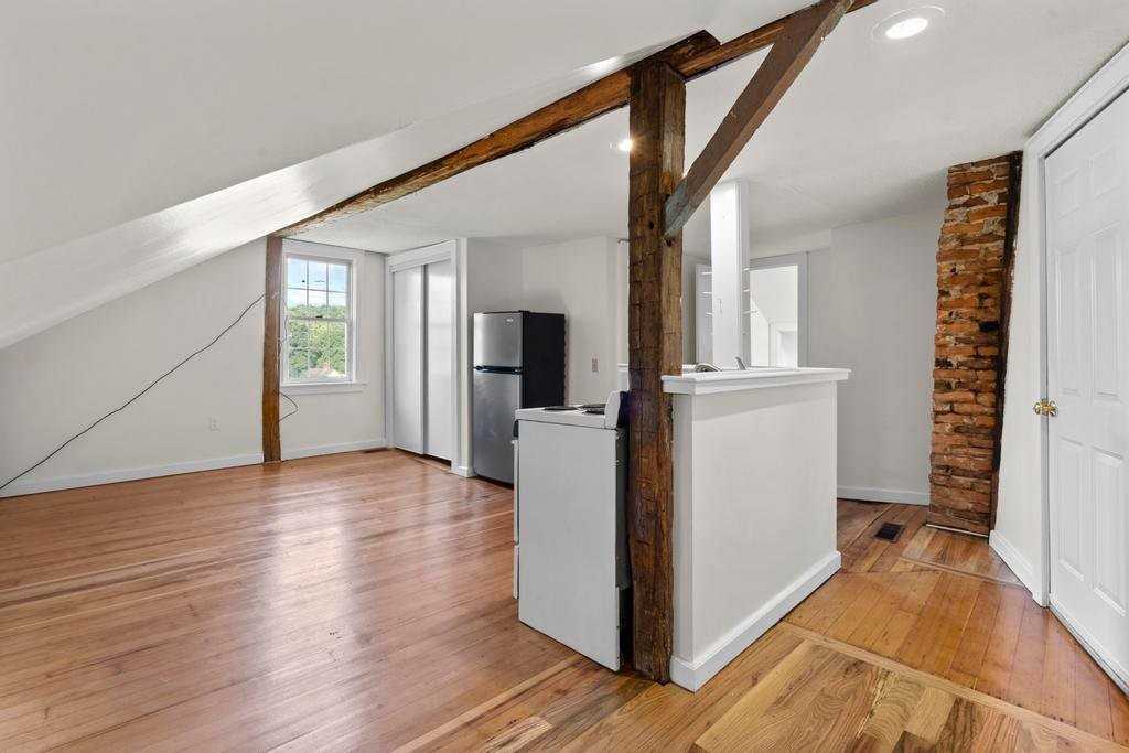 22 Winthrop St #5 - Photo 2 of 10