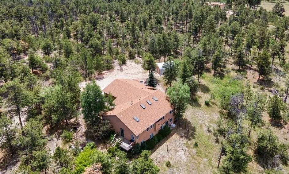 5995 Burgess Rd - Photo 2 of 44