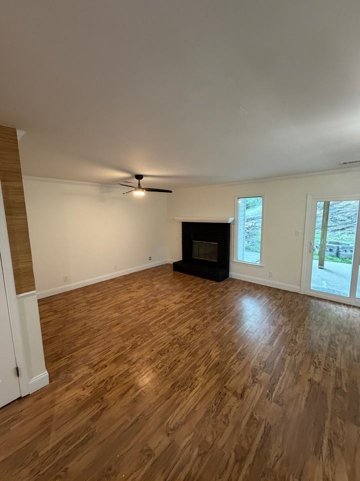 3411 Cedar Crest Cir - Photo 4 of 12