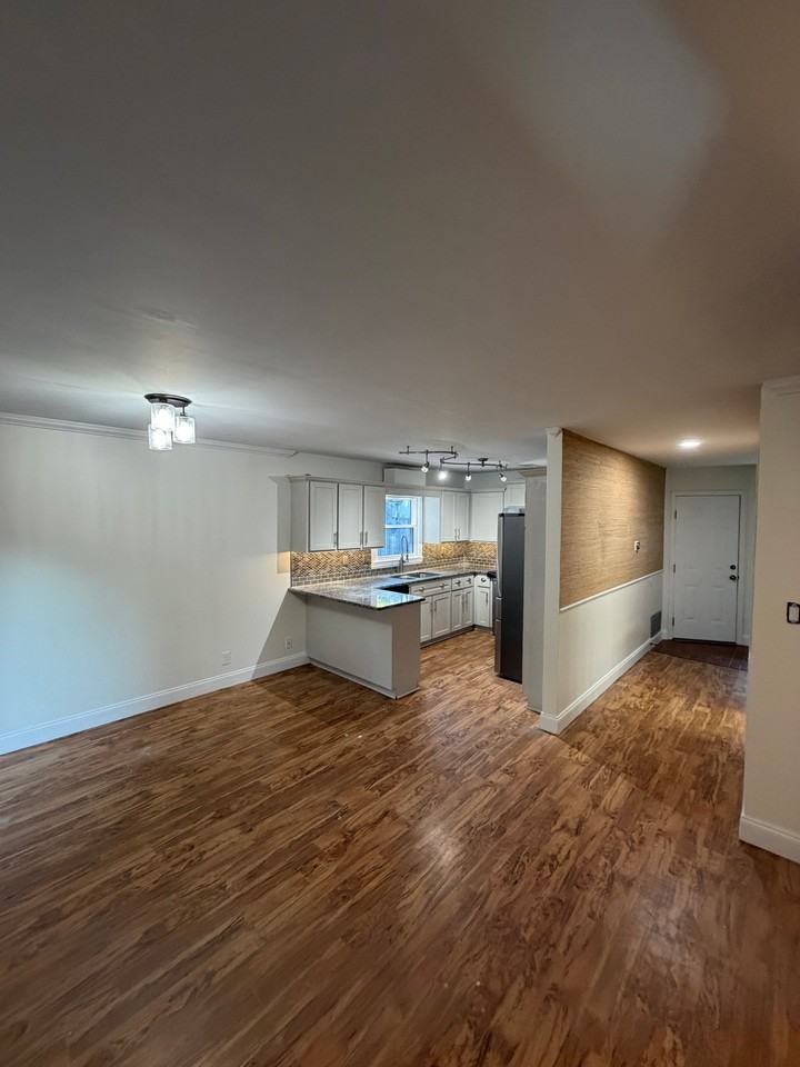 3411 Cedar Crest Cir - Photo 5 of 12