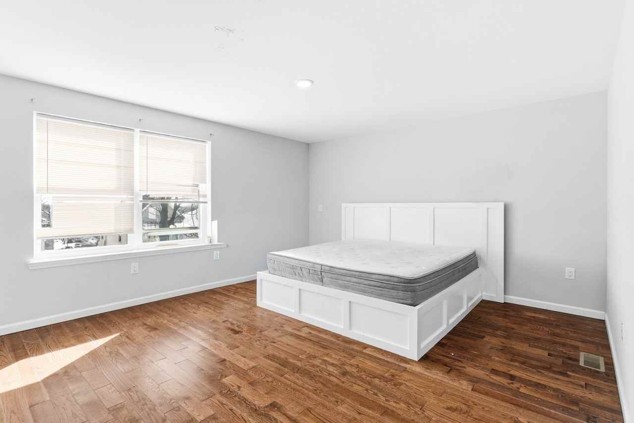 168 Johnson Ave #1stFL - Photo 6 of 19