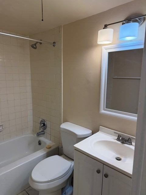 315 N Lake Dr #6 - Photo 6 of 9