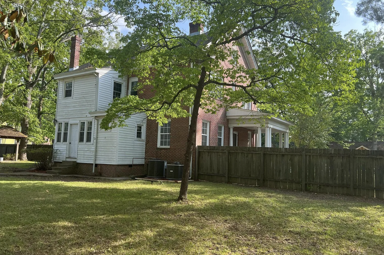 936 Sycamore St #NA - Photo 2 of 22