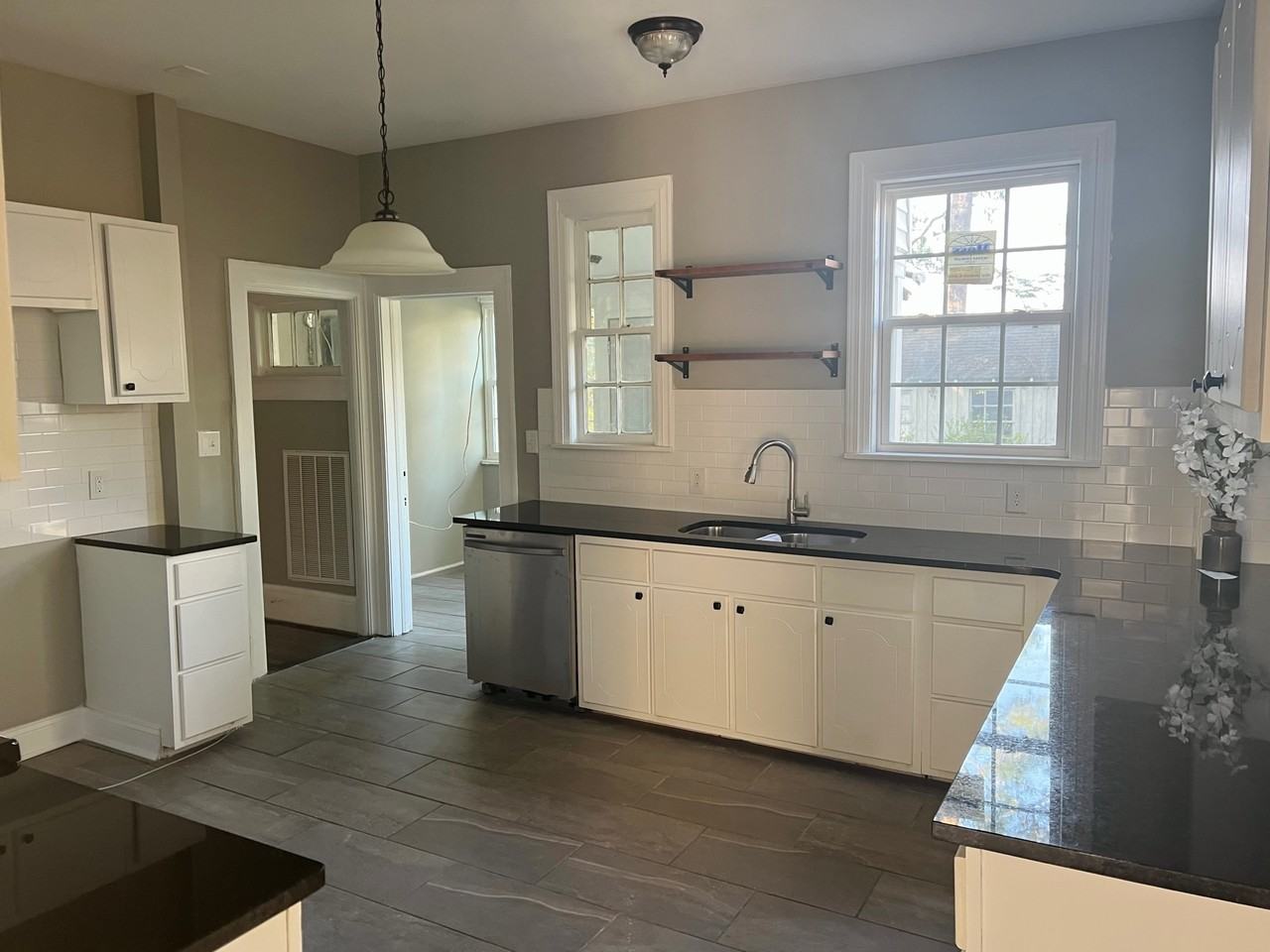 936 Sycamore St #NA - Photo 6 of 22