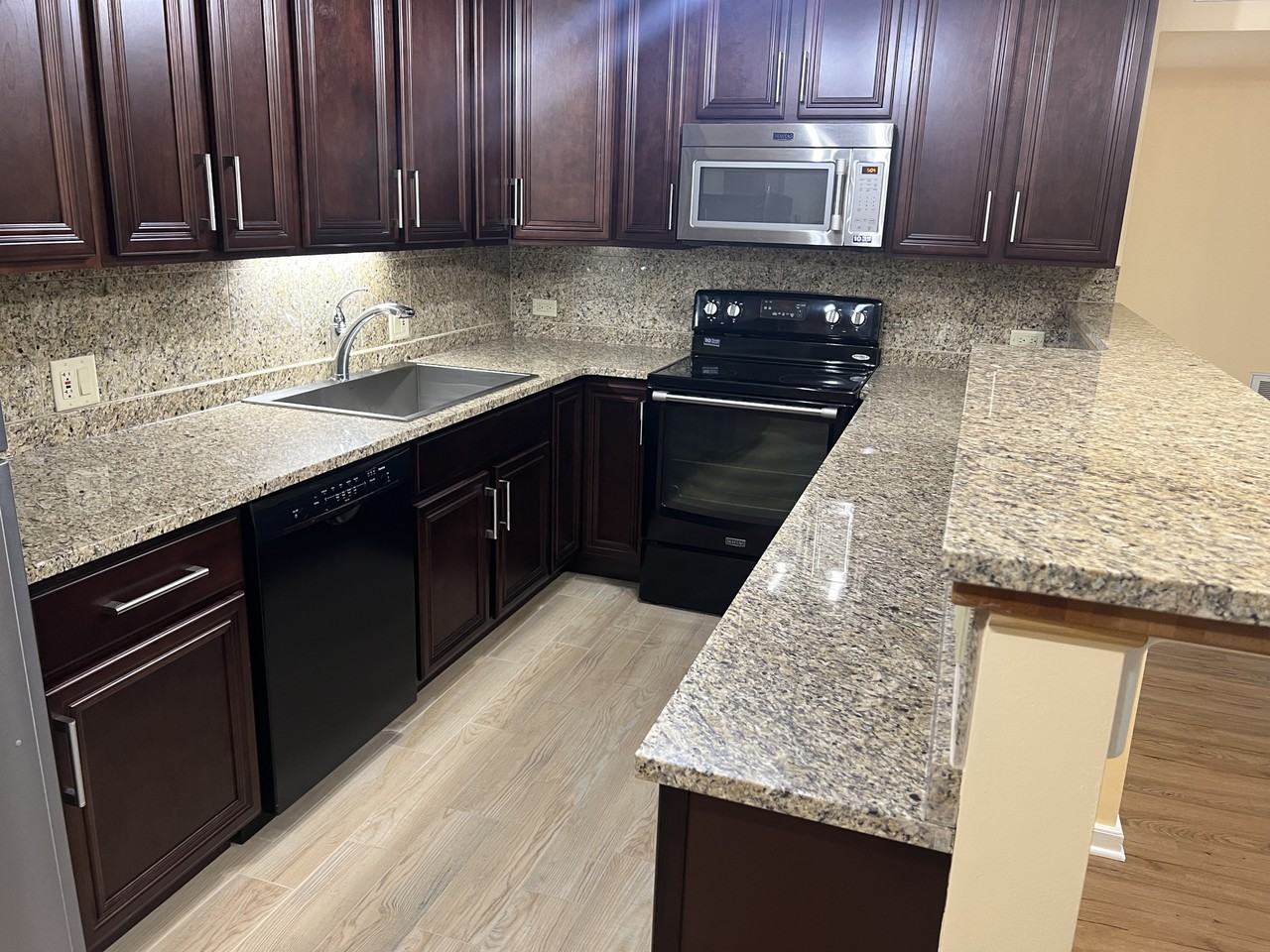 3857 N Parkway Dr #2C - Photo 2 of 16