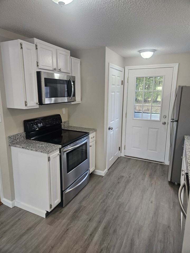 264 Richards Ave #1 - Photo 2 of 20