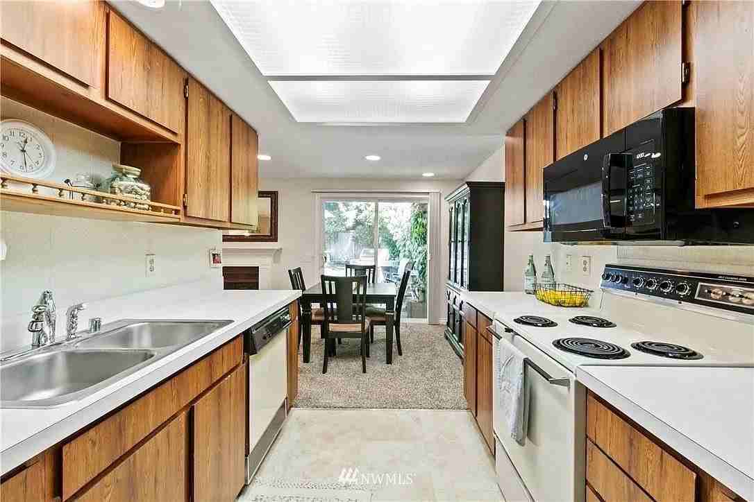 13418 Ne 136th Pl - Photo 4 of 13