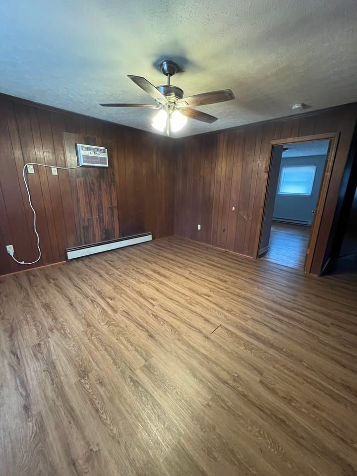 1244 Crewdson Dr #A - Photo 2 of 6