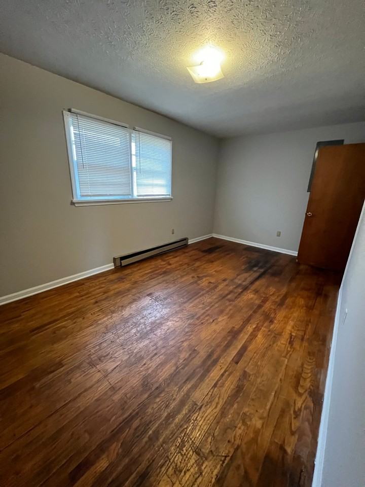 1244 Crewdson Dr #A - Photo 6 of 6