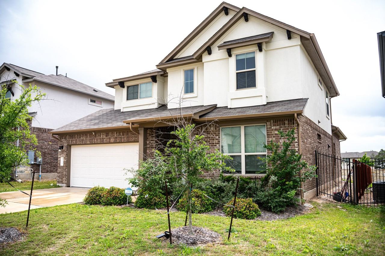 532 Arrowhead Vine St - Photo 2 of 20