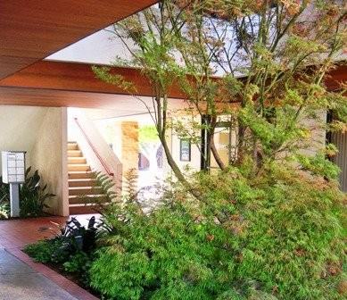 224 S Glendora Ave - Photo 2 of 8