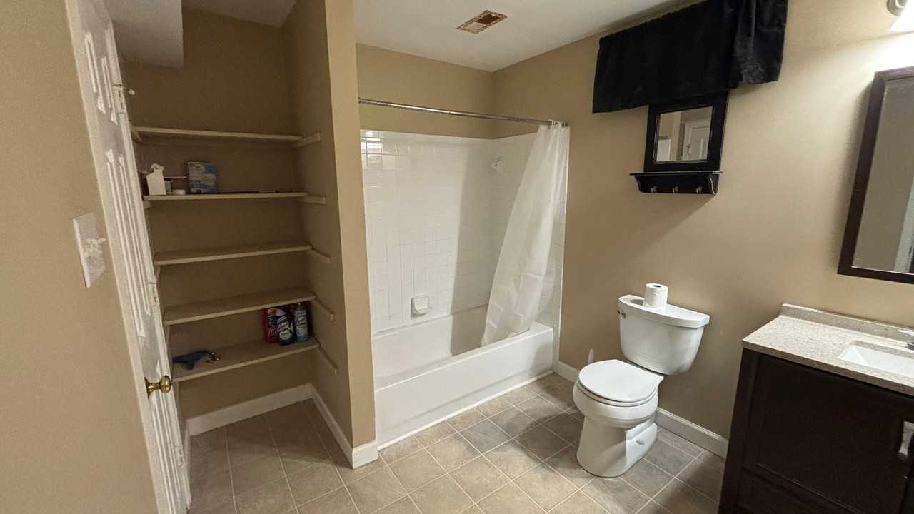 5 Aylor Ct - Photo 4 of 18