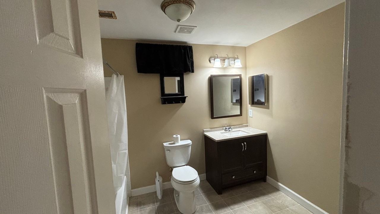 5 Aylor Ct - Photo 5 of 18