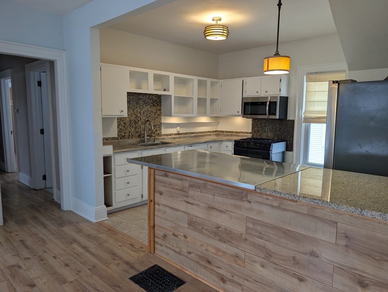 5313 Broadway St #1 - Photo 2 of 20