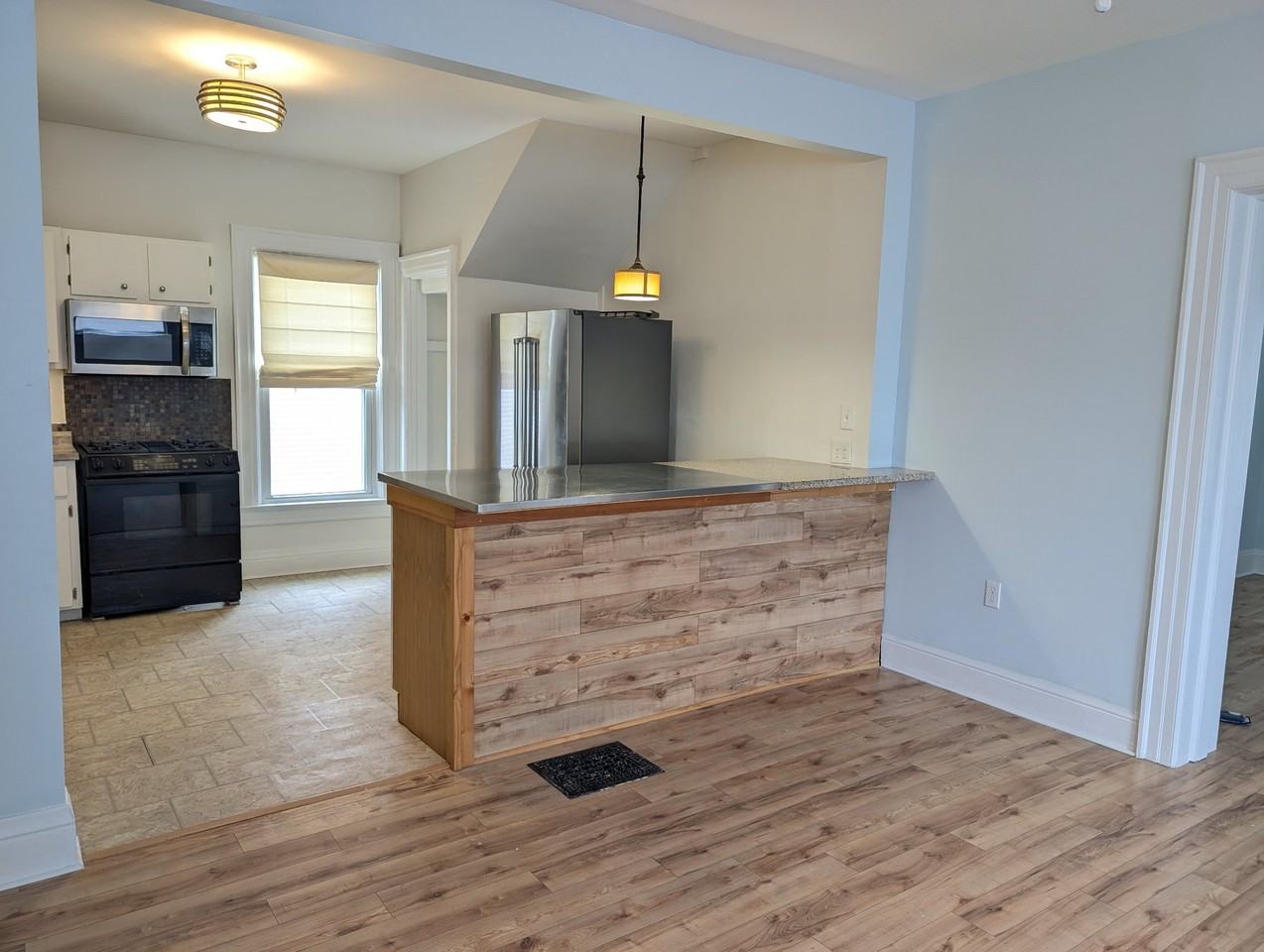 5313 Broadway St #1 - Photo 3 of 20