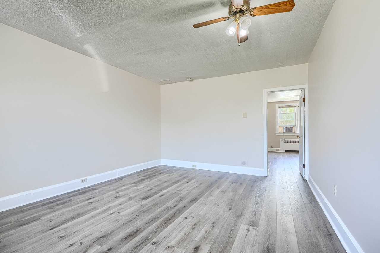 4041 Wilkens Ave #B - Photo 5 of 20