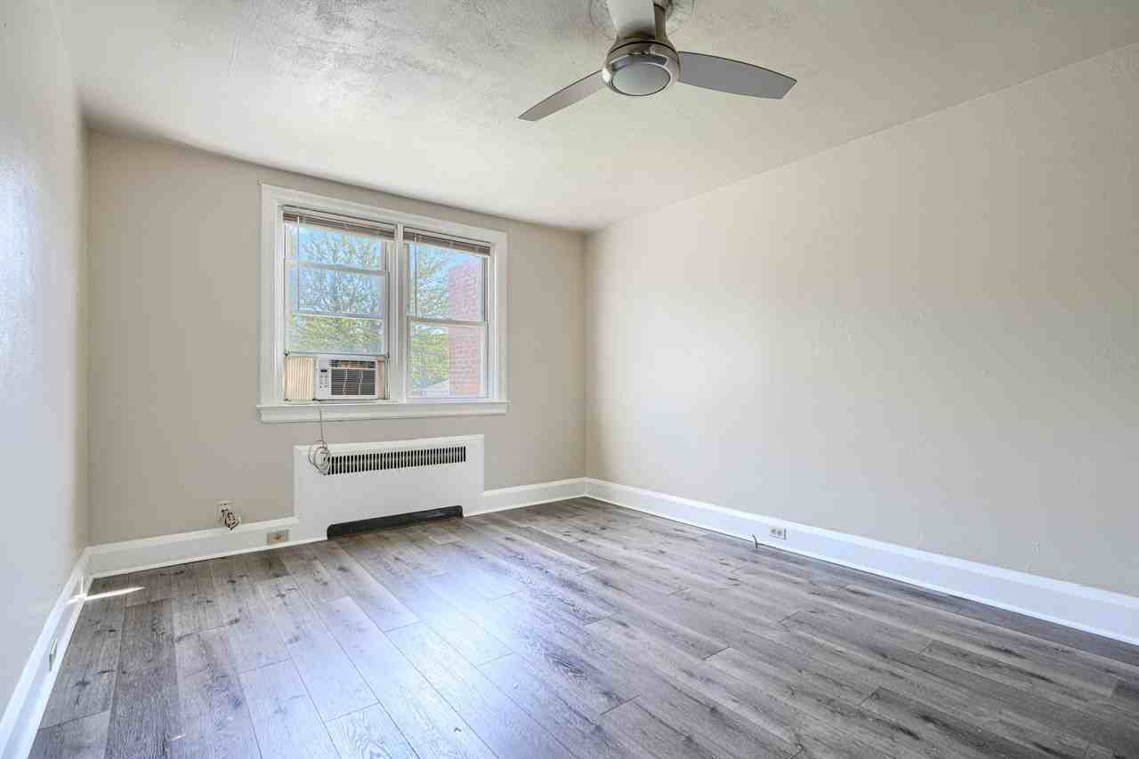 4041 Wilkens Ave #B - Photo 7 of 20