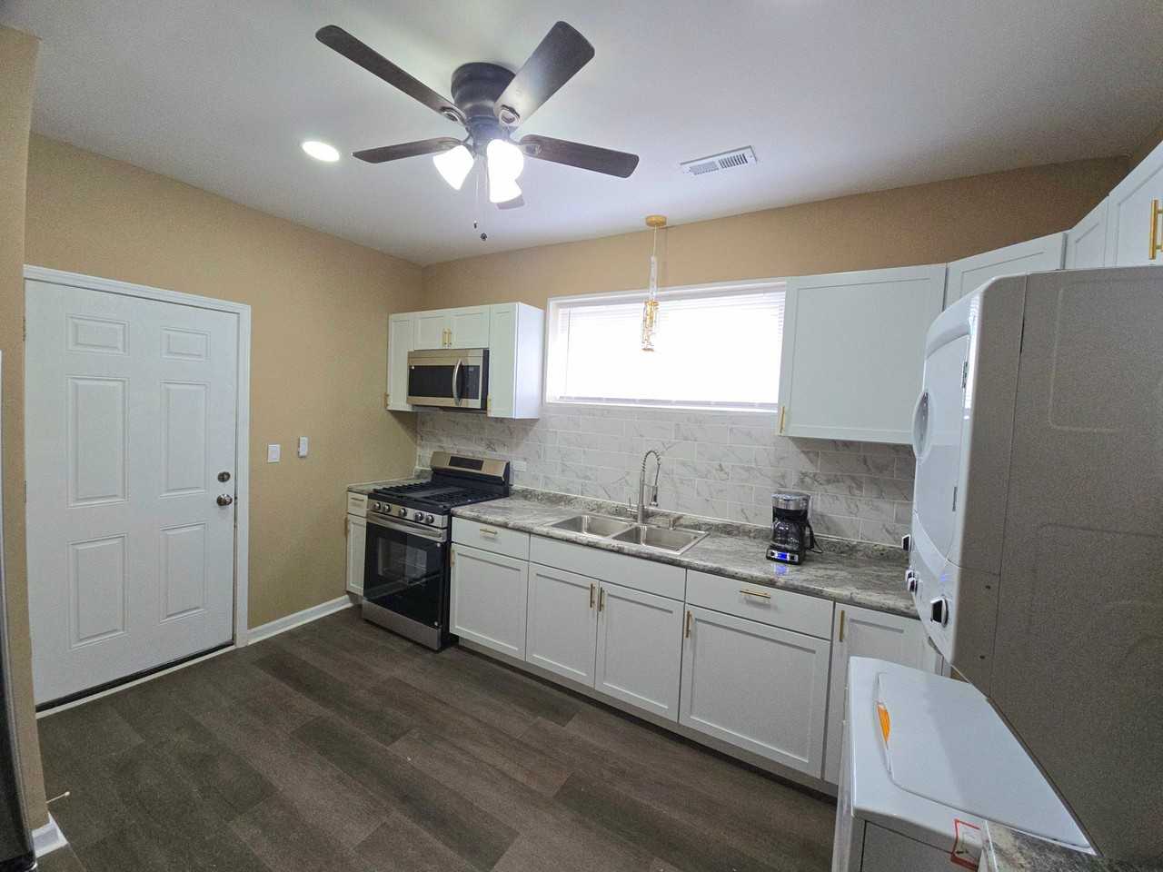 7747 S Cornell Ave #2 - Photo 7 of 20