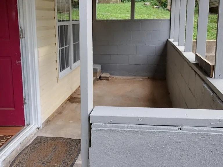 1320 Brown St #E - Photo 2 of 16