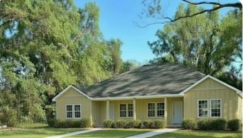 featured image of 14 Pine St