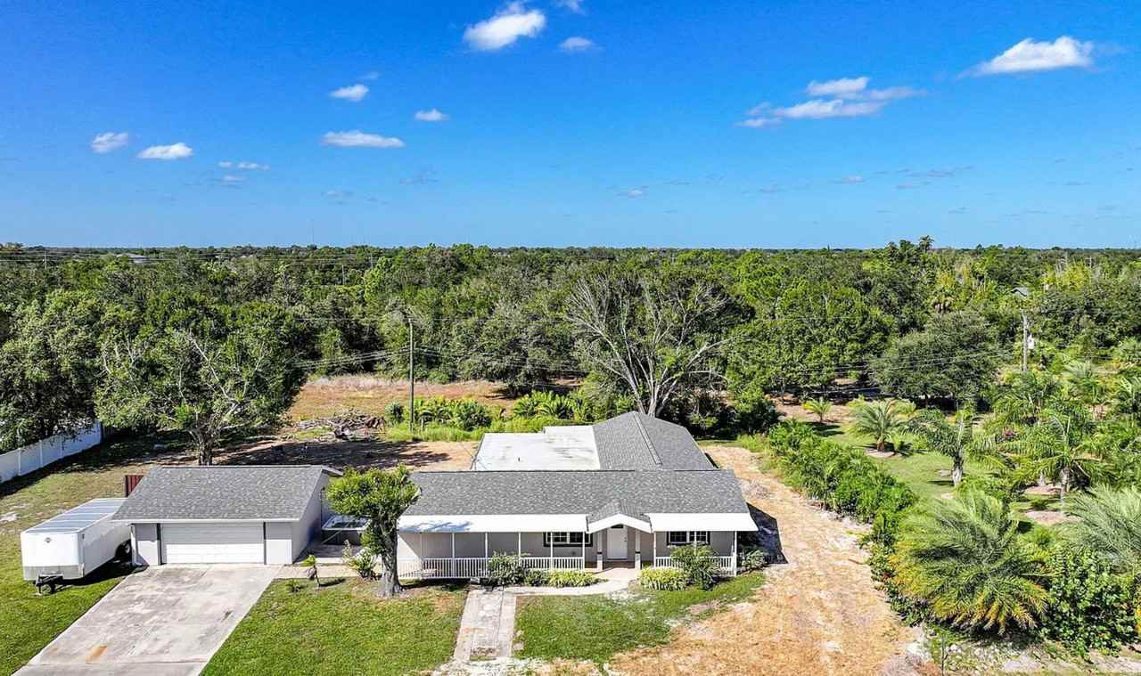 2341 Talbrook Ter - Photo 2 of 6