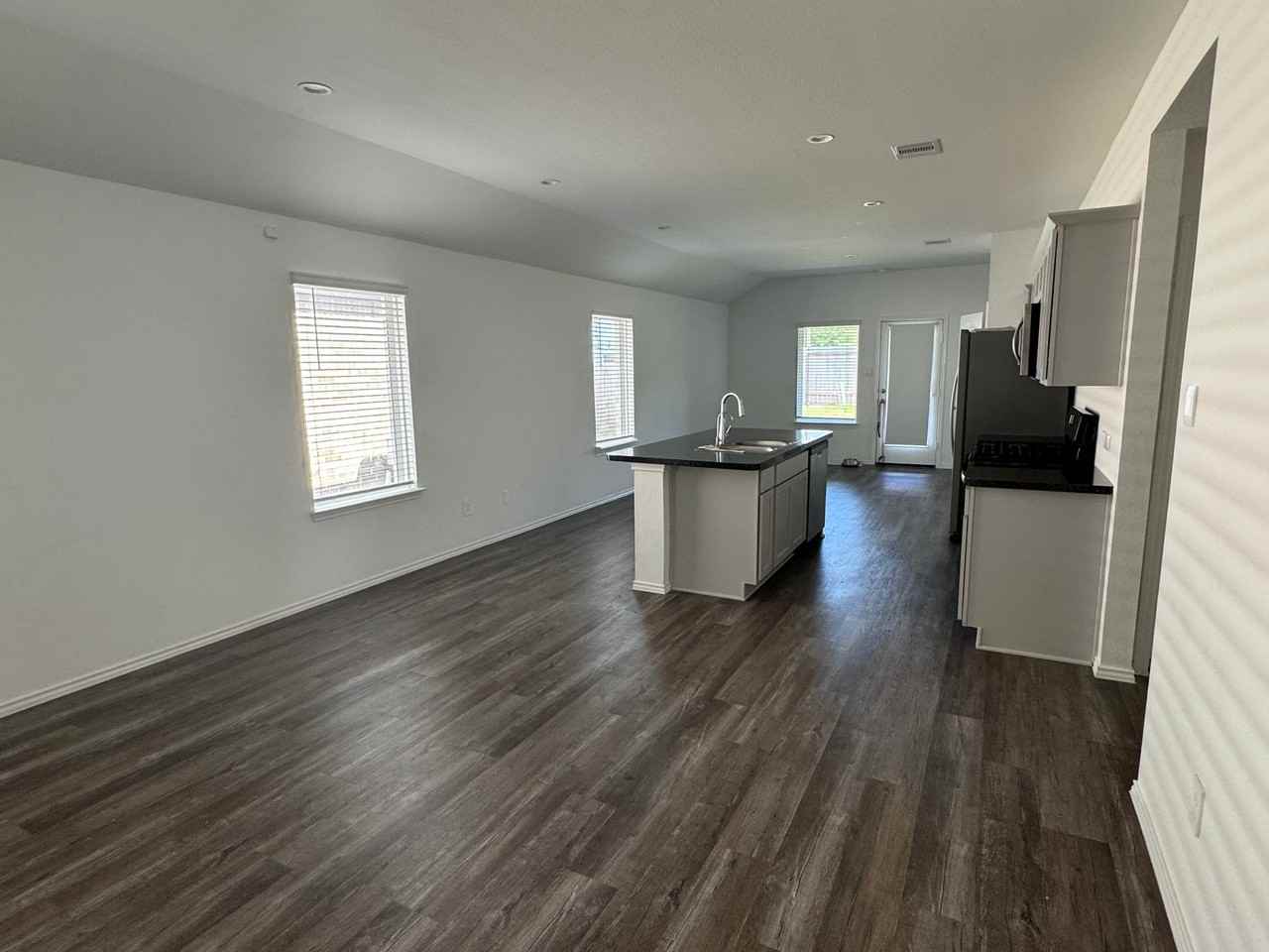 5626 Vintage Oakmont Dr - Photo 6 of 11