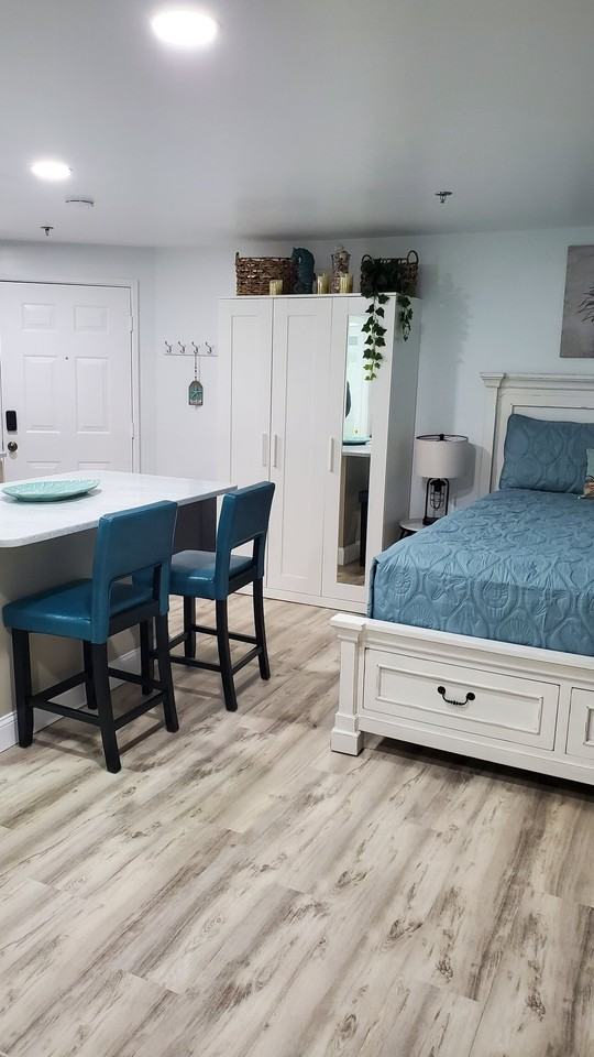 550 Winnacunnet Rd - Photo 2 of 13