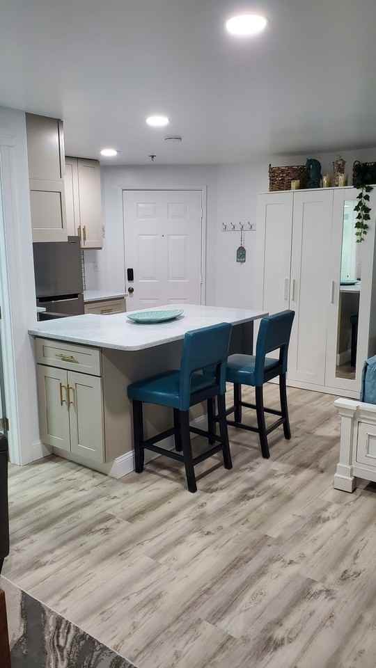 550 Winnacunnet Rd - Photo 4 of 13