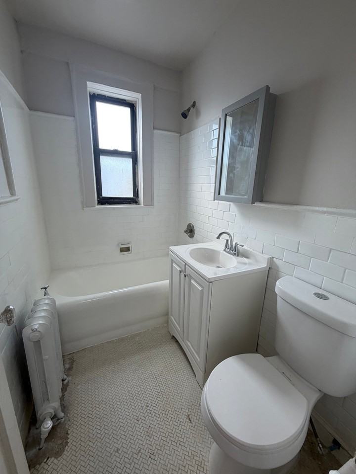 25 N Harrison St #206 - Photo 5 of 7