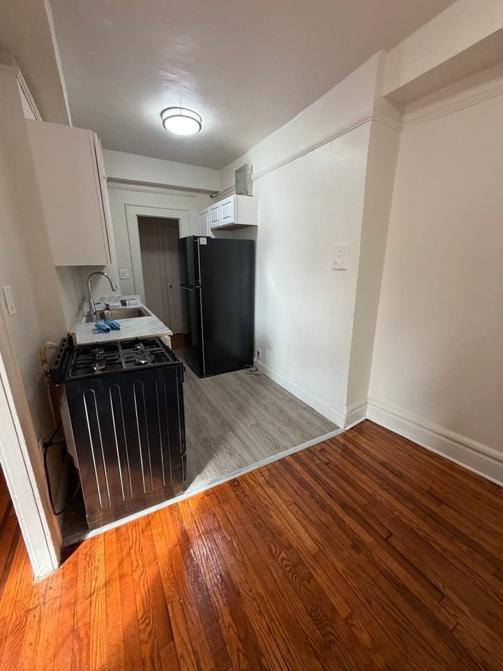 25 N Harrison St #206 - Photo 6 of 7