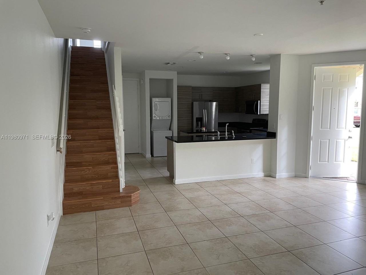 2714 Swter - Photo 4 of 8