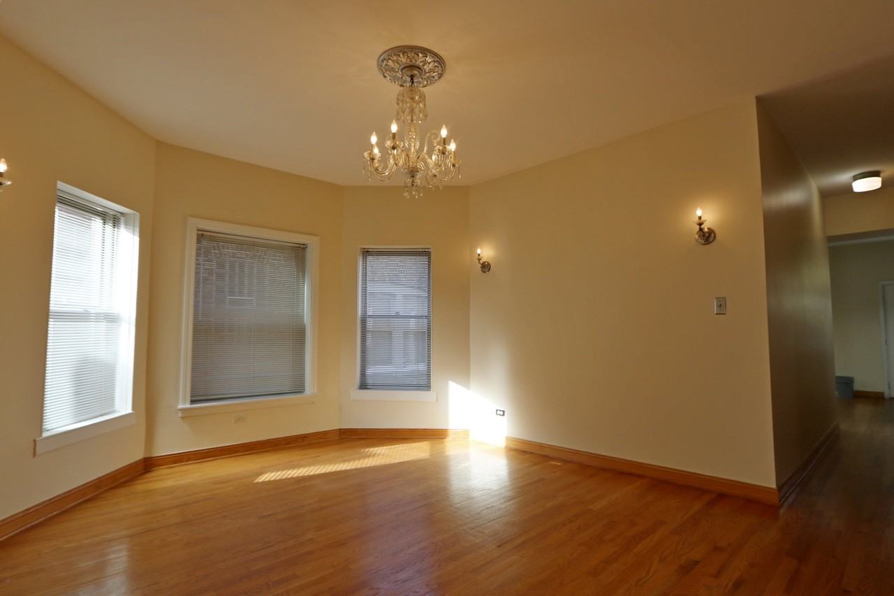 918 W Buena Ave #3 - Photo 7 of 20