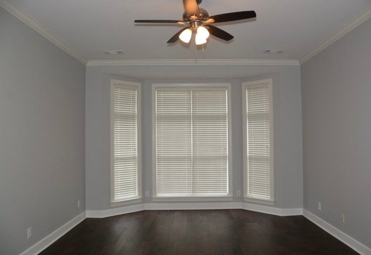 2206 Wyndgate Dr - Photo 3 of 10