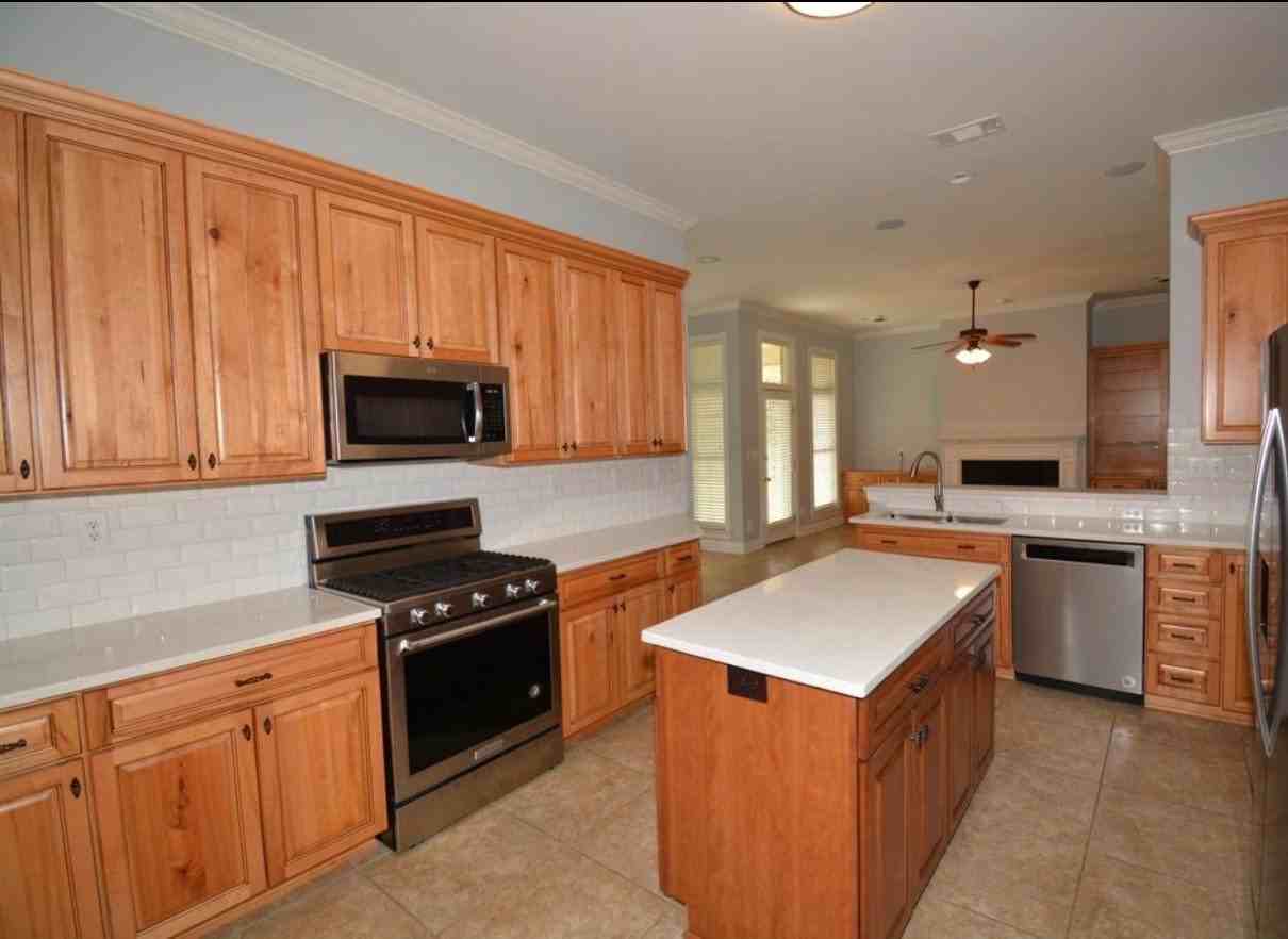 2206 Wyndgate Dr - Photo 7 of 10