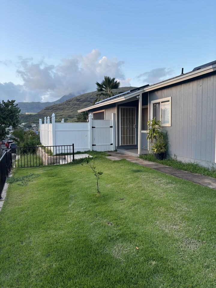 86-138 Leihoku St - Photo 5 of 20