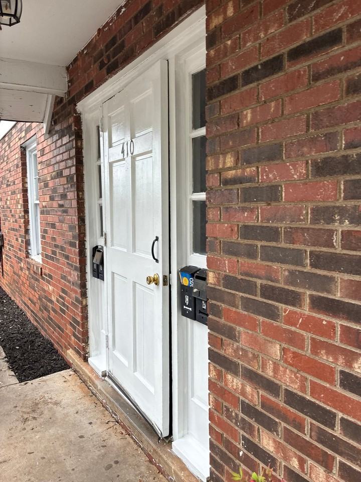 410 Burkemount Ave Morganton Nc #C - Photo 2 of 11