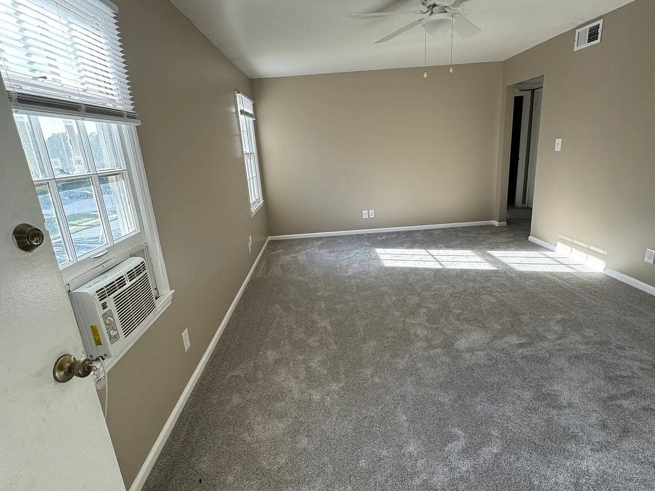 410 Burkemount Ave Morganton Nc #C - Photo 4 of 11