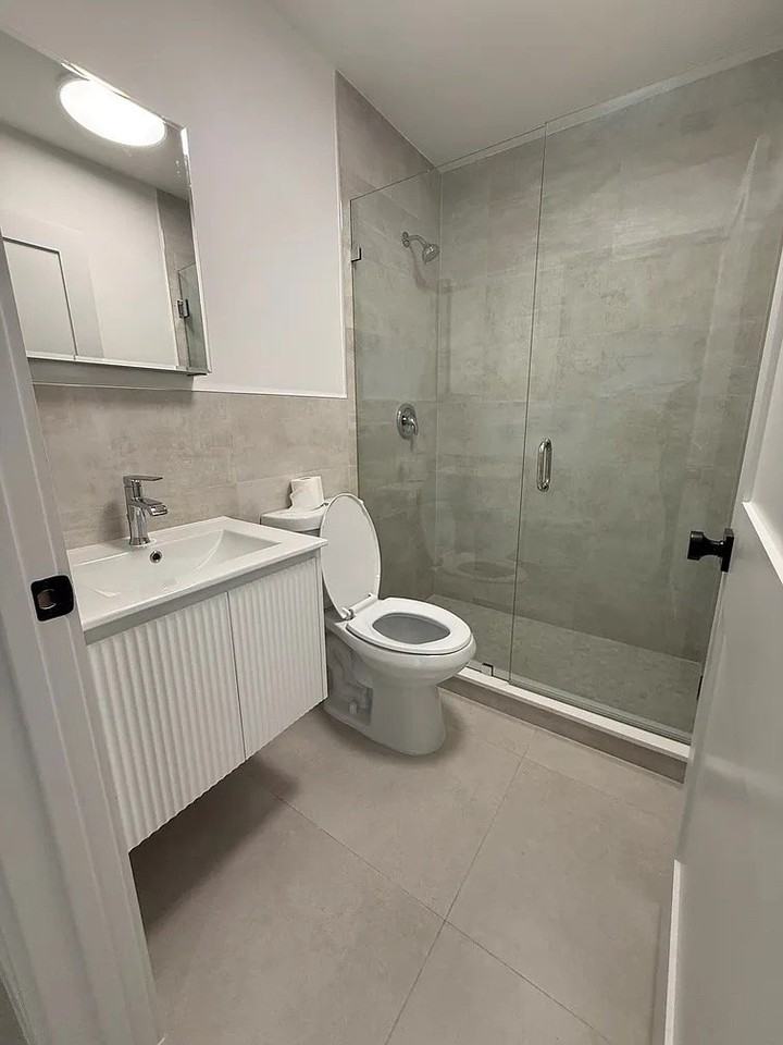 14273 Sw 52nd St - Photo 5 of 8