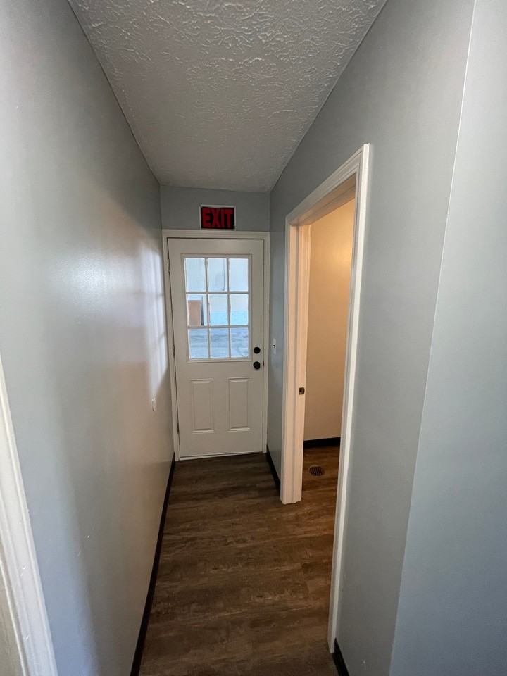 1 S Main St - Photo 4 of 5