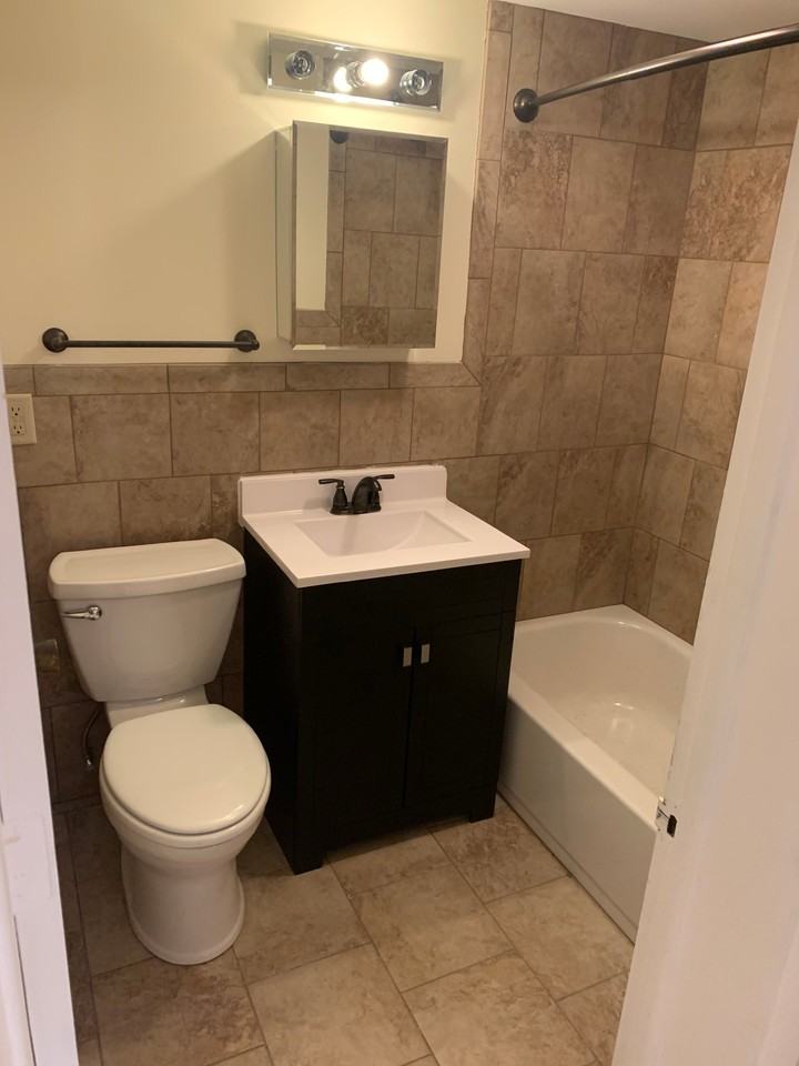 689 Snelling Ave S #204 - Photo 7 of 12
