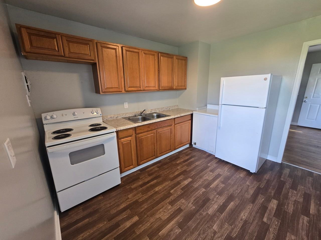 5225 Collindale Rd - Photo 5 of 10