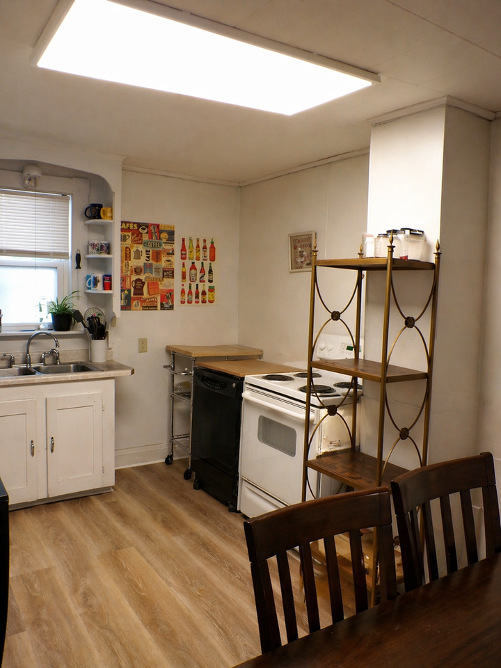 227 Main St - Orono - Photo 5 of 31