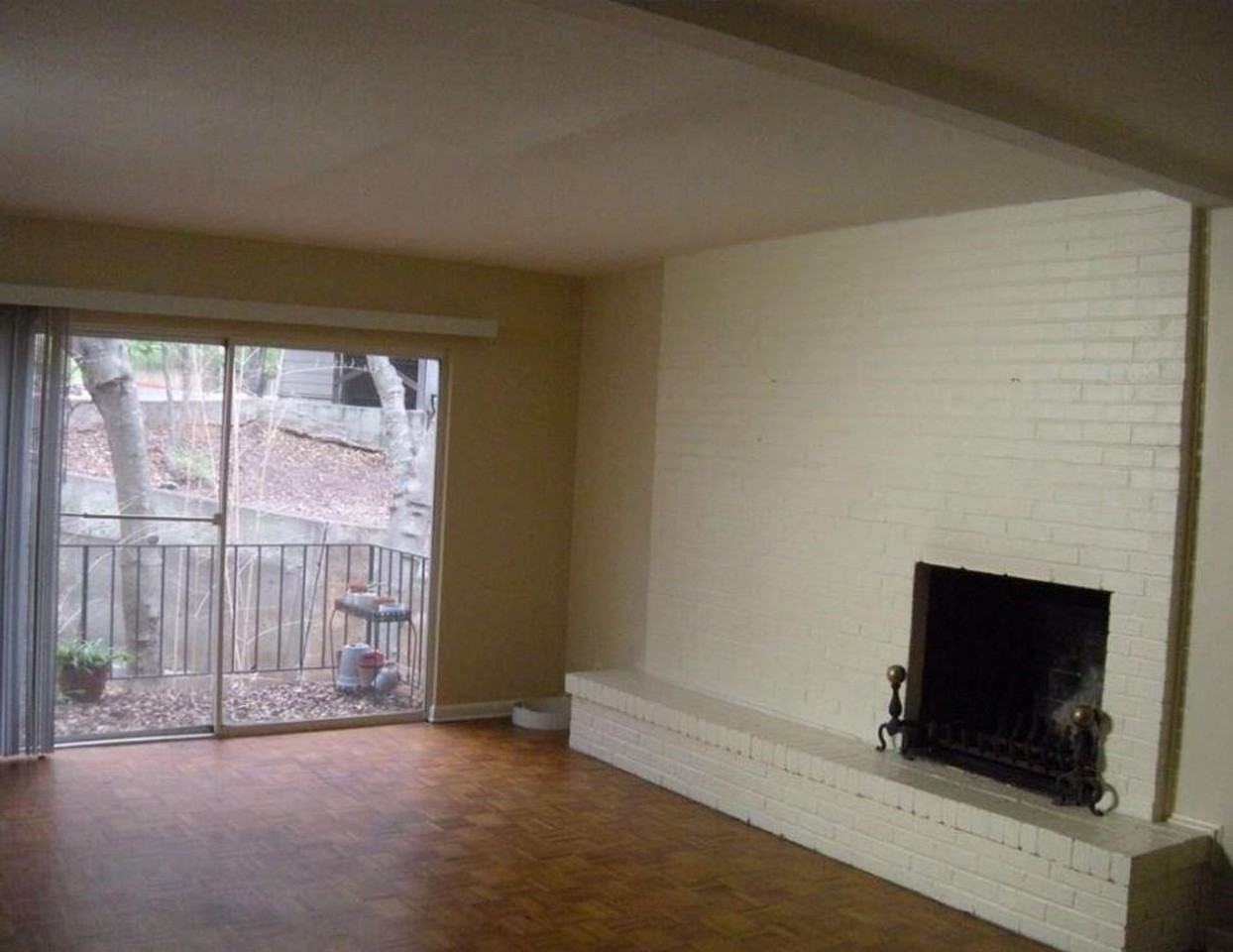 2704 San Pedro St - Photo 3 of 17