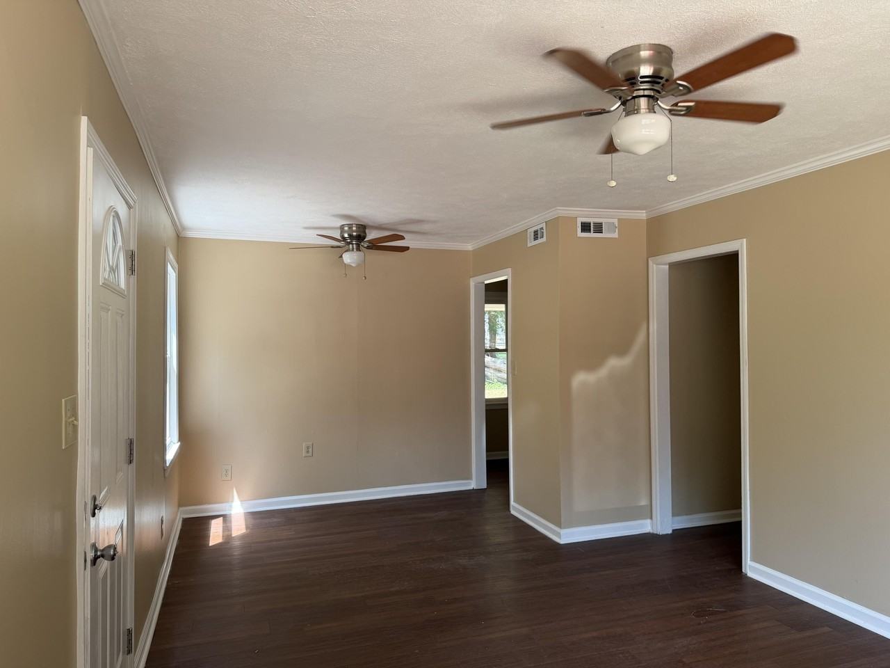 118 Taylor St - Photo 2 of 11